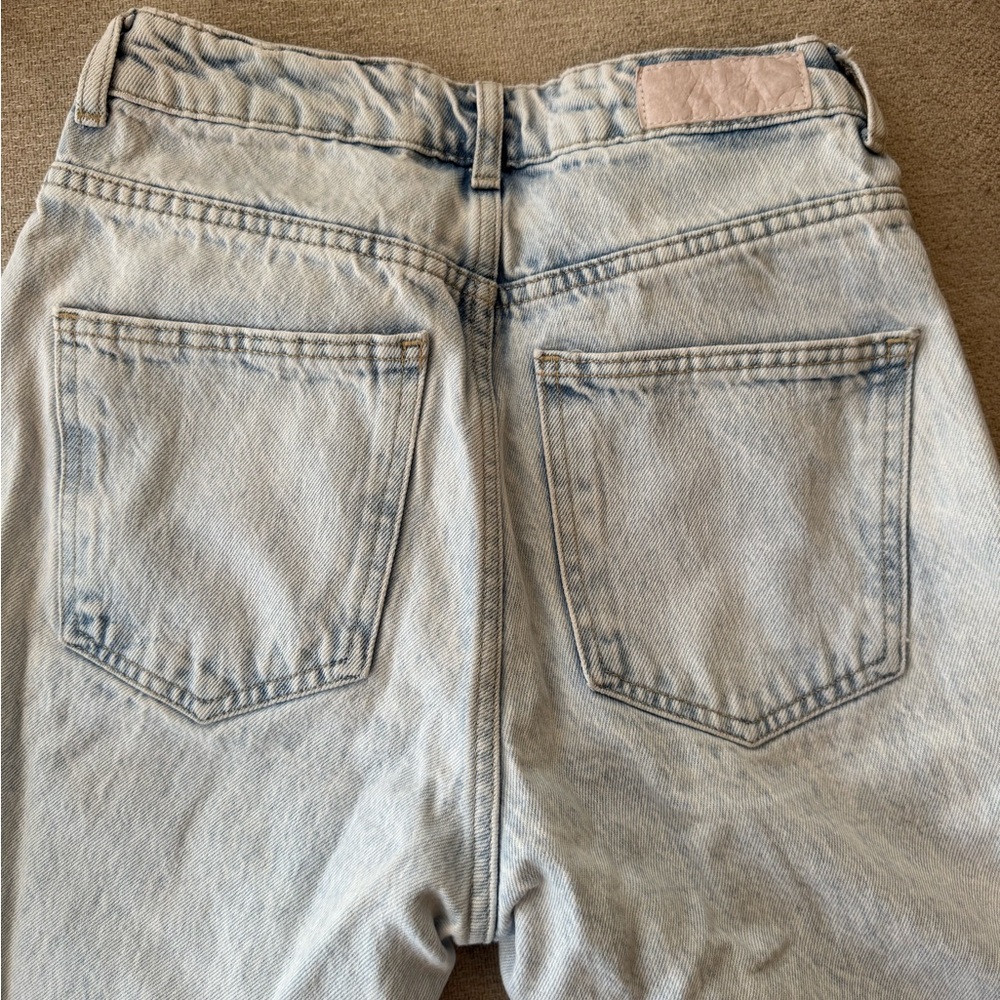 Zara Light Wash Denim Jeans